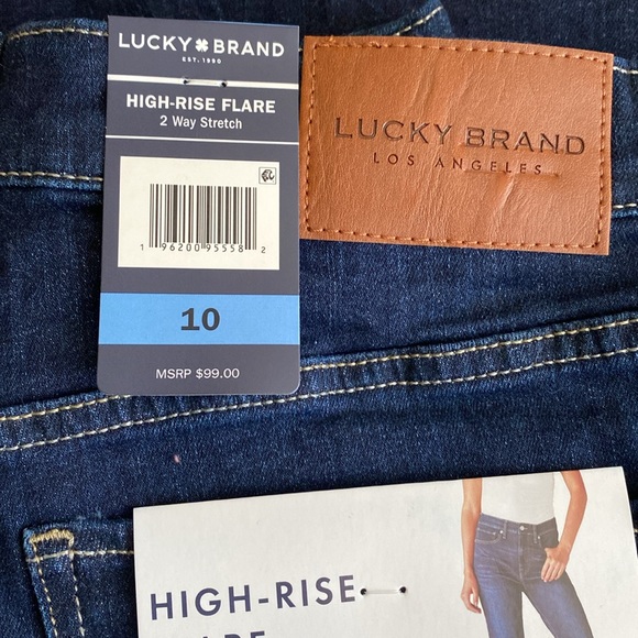 NWT LUCKY BRAND FLARE JEANS - Picture 4 of 4